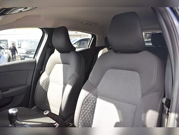 Used Renault Clio 2020 for sale - 78017208: Photo