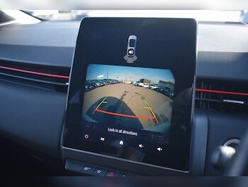 Used Renault Clio 2022 for sale - 77748250: Photo