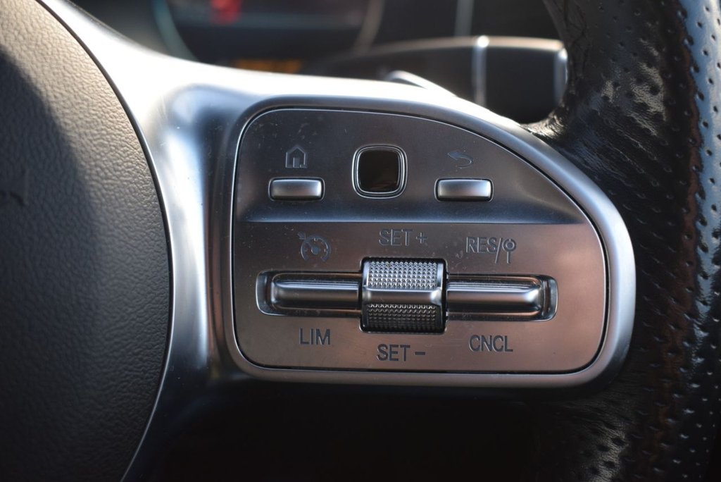 Used Mercedes-Benz E Class 2020 for sale - 77835367: Photo 24