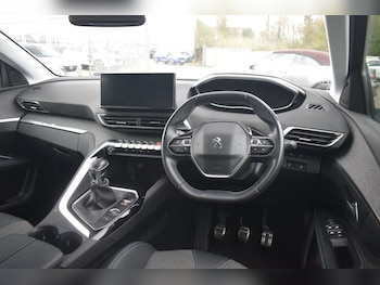 Used Peugeot 5008 2022 for sale - 77792074: Photo