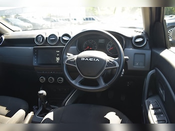 Used Dacia Duster 2024 for sale - 78444204: Photo