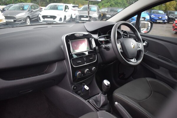 Used Renault Clio 2018 for sale - 75777582: Photo 12