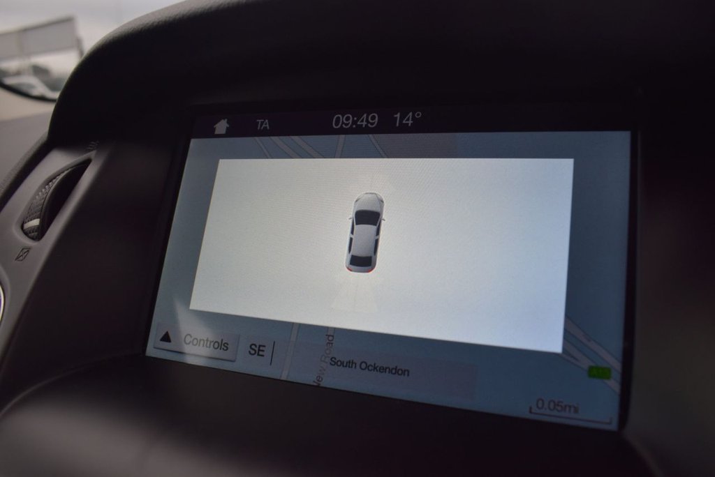 Used Ford Focus 2017 for sale - 76510287: Photo 2