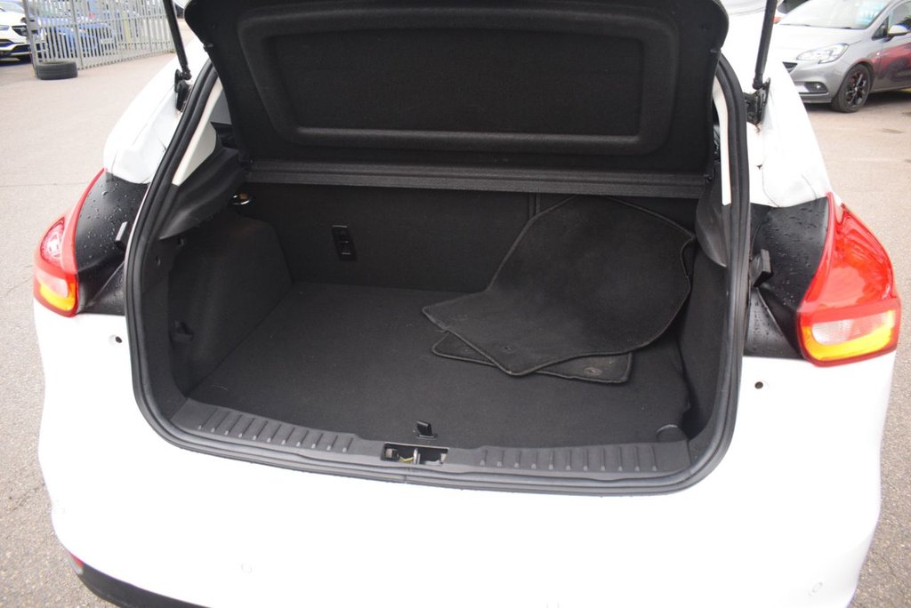 Used Ford Focus 2017 for sale - 76510287: Photo 21