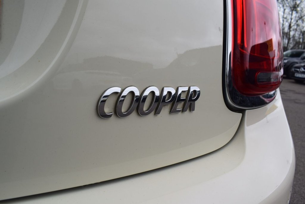 Used MINI Hatch 2018 for sale - 77850258: Photo 13