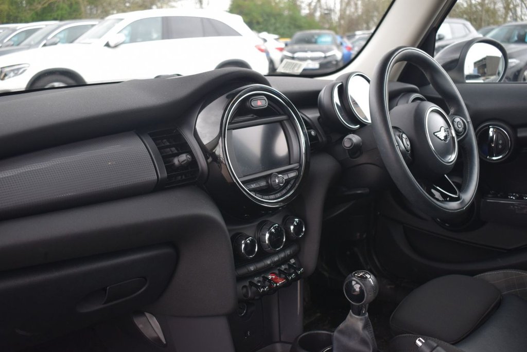 Used MINI Hatch 2018 for sale - 77850258: Photo 8