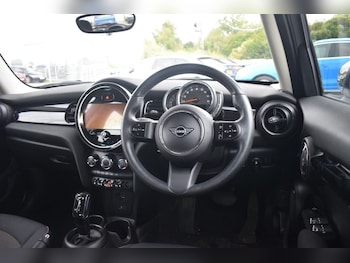 Used MINI Hatch 2022 for sale - 79276622: Photo