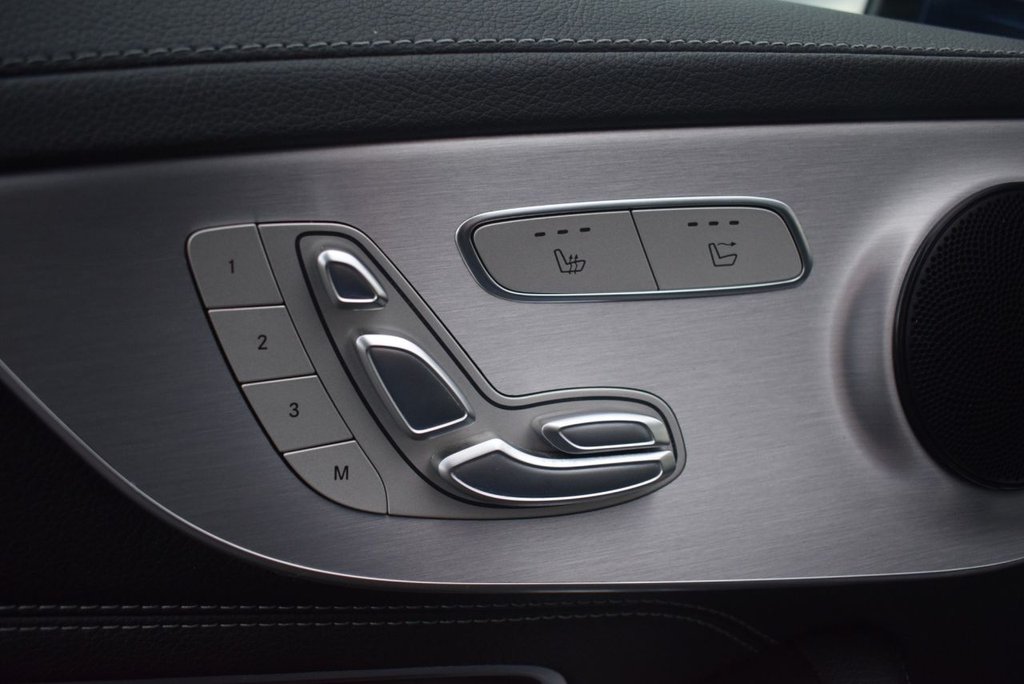 Used Mercedes-Benz C Class 2020 for sale - 77547012: Photo 3