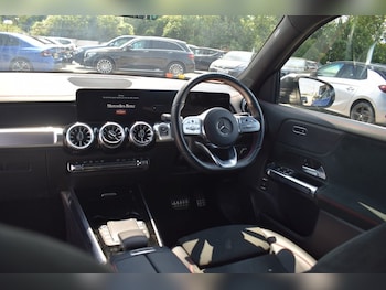 Used Mercedes-Benz EQB 2023 for sale - 79166834: Photo