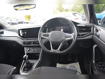 Used Volkswagen Polo 2022 for sale - 79300275: Photo