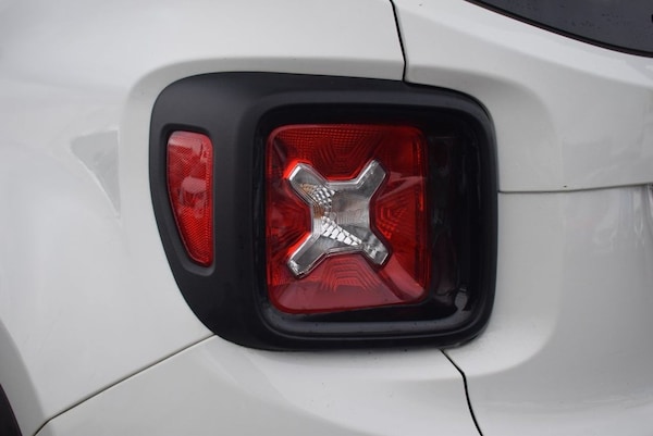 Used Jeep Renegade 2020 for sale - 75176064: Photo 13