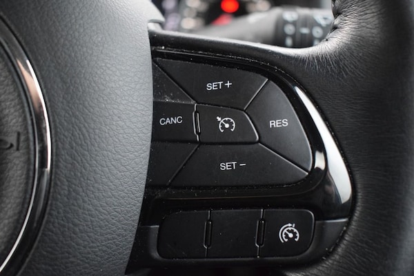 Used Jeep Renegade 2020 for sale - 75176064: Photo 22