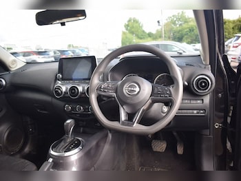 Used Nissan Juke 2023 for sale - 78556929: Photo