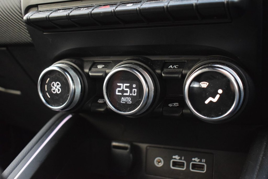 Used Renault Clio 2023 for sale - 76950482: Photo 20