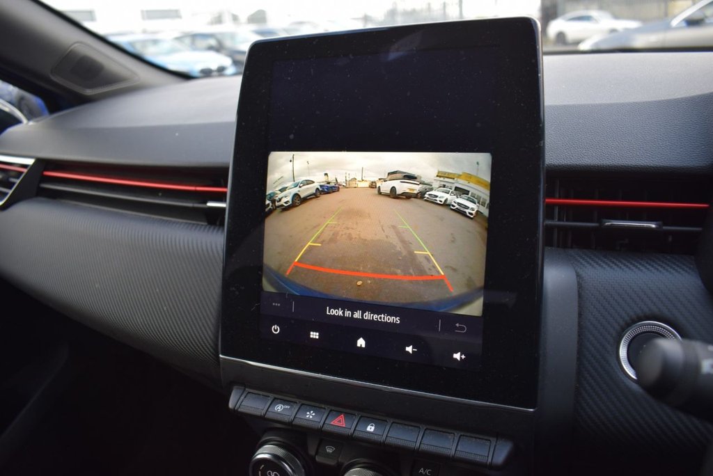 Used Renault Clio 2023 for sale - 76950482: Photo 4