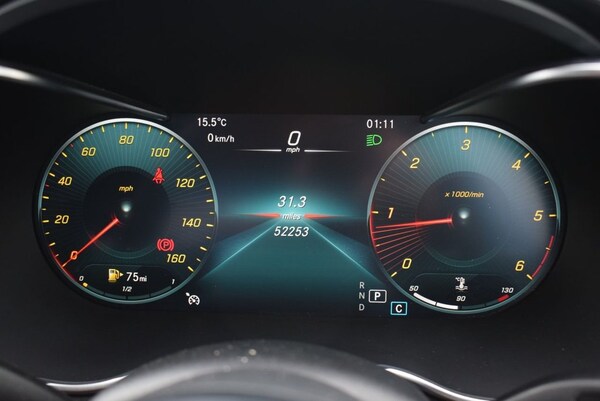 Used Mercedes-Benz C-Class 2020 for sale - 75642108: Photo 25