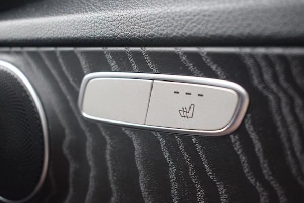 Used Mercedes-Benz C-Class 2020 for sale - 75642108: Photo 32