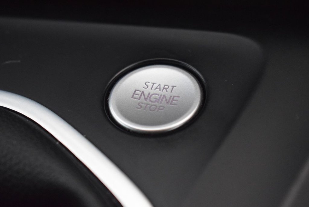 Used Volkswagen Golf 2022 for sale - 76962447: Photo 31