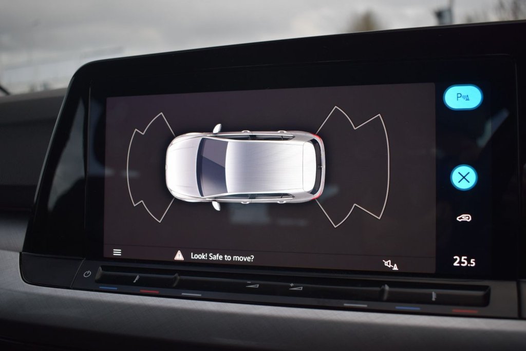 Used Volkswagen Golf 2022 for sale - 76962447: Photo 4