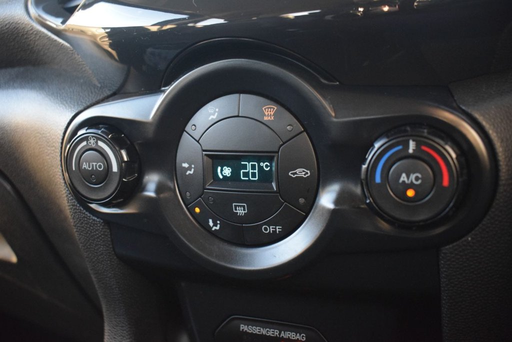 Used Ford Ecosport 2015 for sale - 78029814: Photo 26