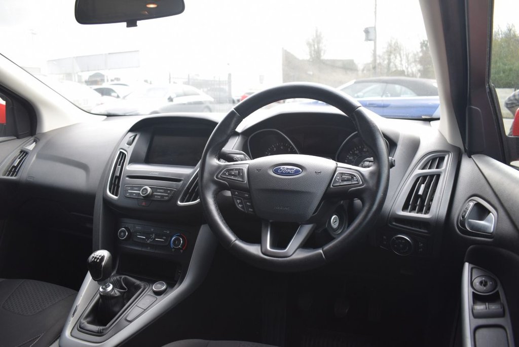 Used Ford Focus 2017 for sale - 77642336: Photo 3