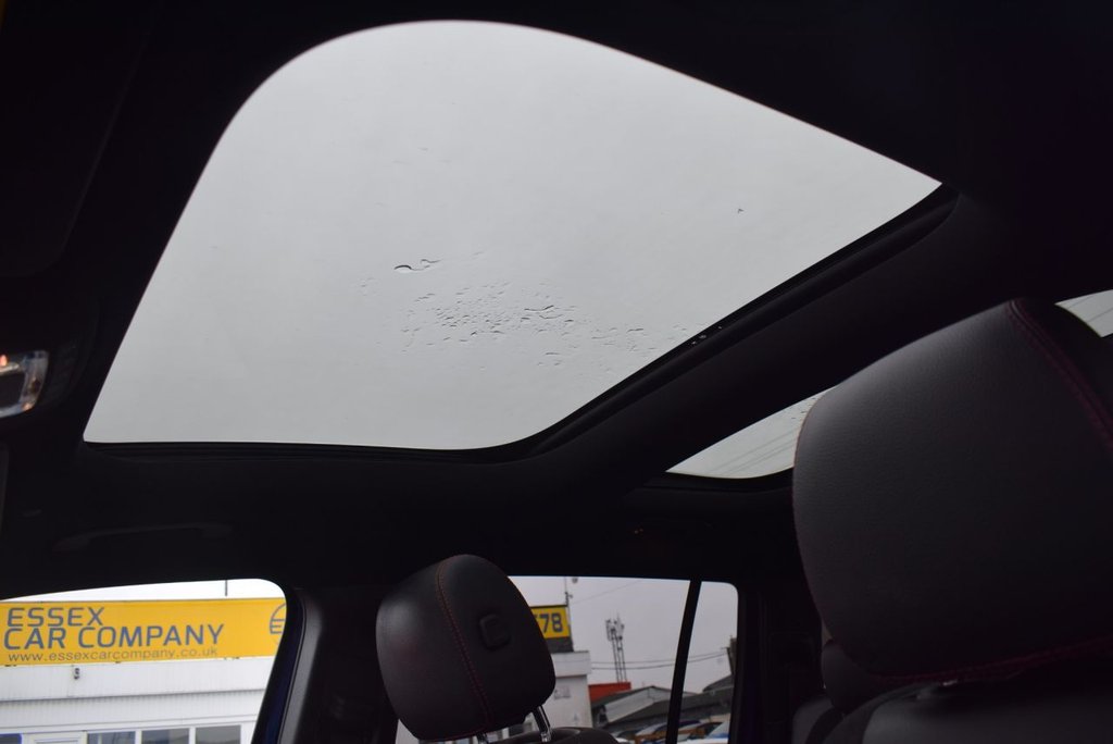 Used Mercedes-Benz GLB 2020 for sale - 77463373: Photo 3