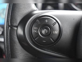 Used MINI Convertible 2018 for sale - 76848427: Photo