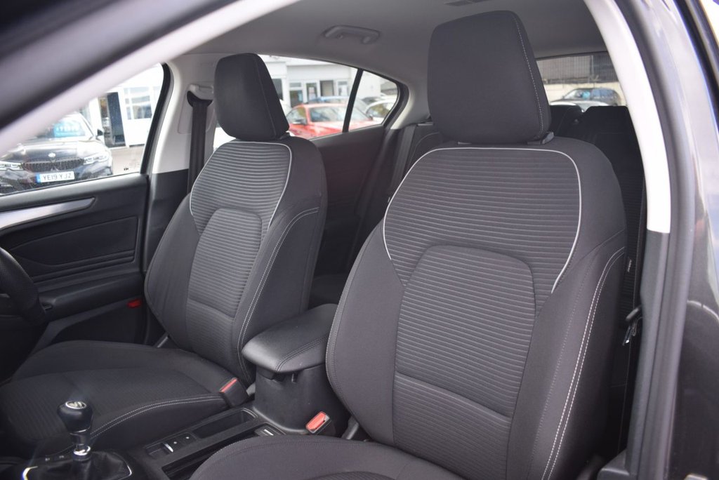 Used Ford Focus 2019 for sale - 76909924: Photo 17