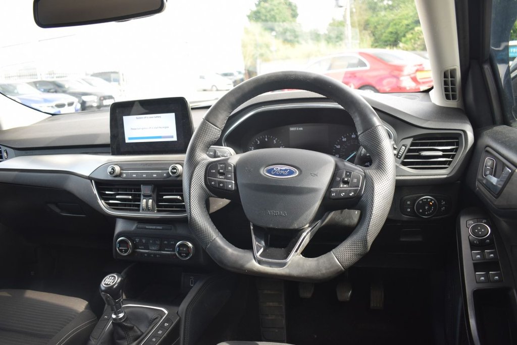 Used Ford Focus 2019 for sale - 76909924: Photo 3