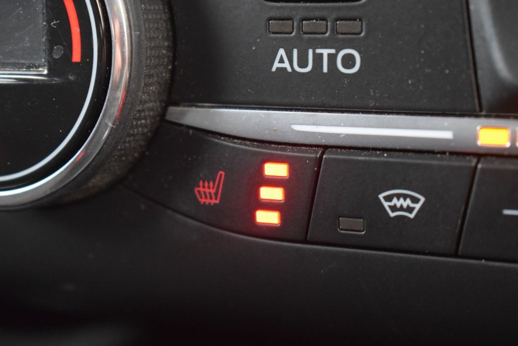 Used Ford Focus 2019 for sale - 76909924: Photo 4