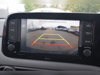 Used Hyundai i10 2023 for sale - 78044298: Photo