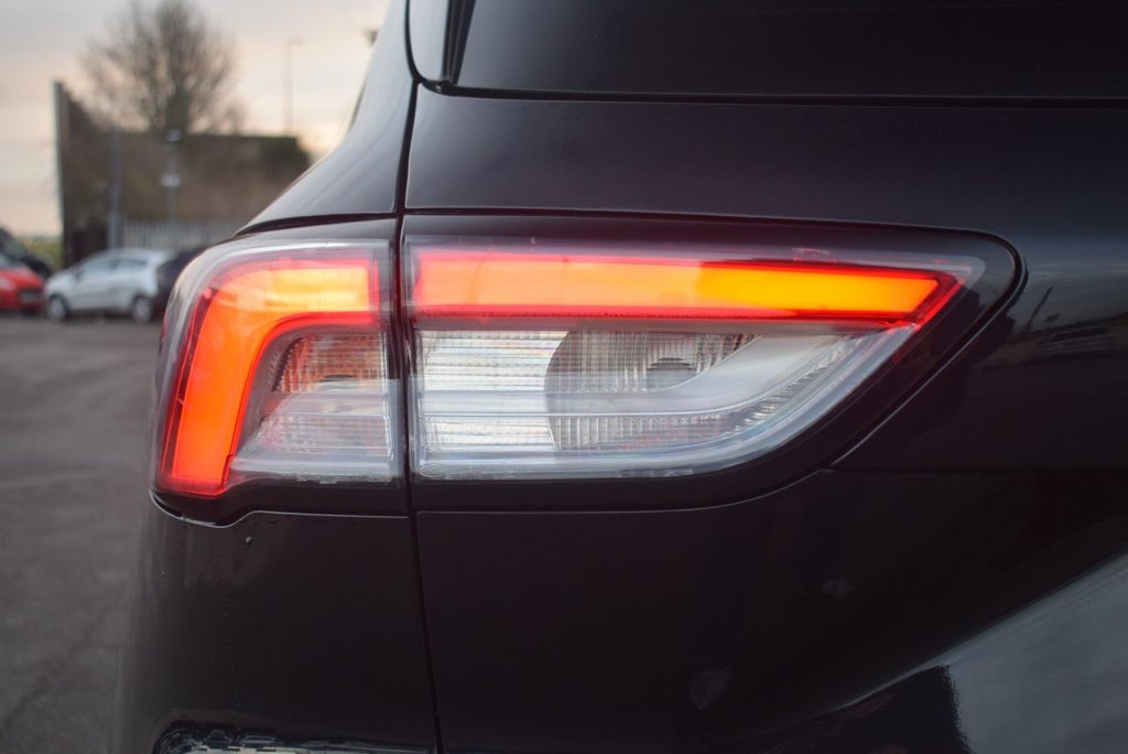 Used Ford Kuga 2022 for sale - 77200159: Photo 18