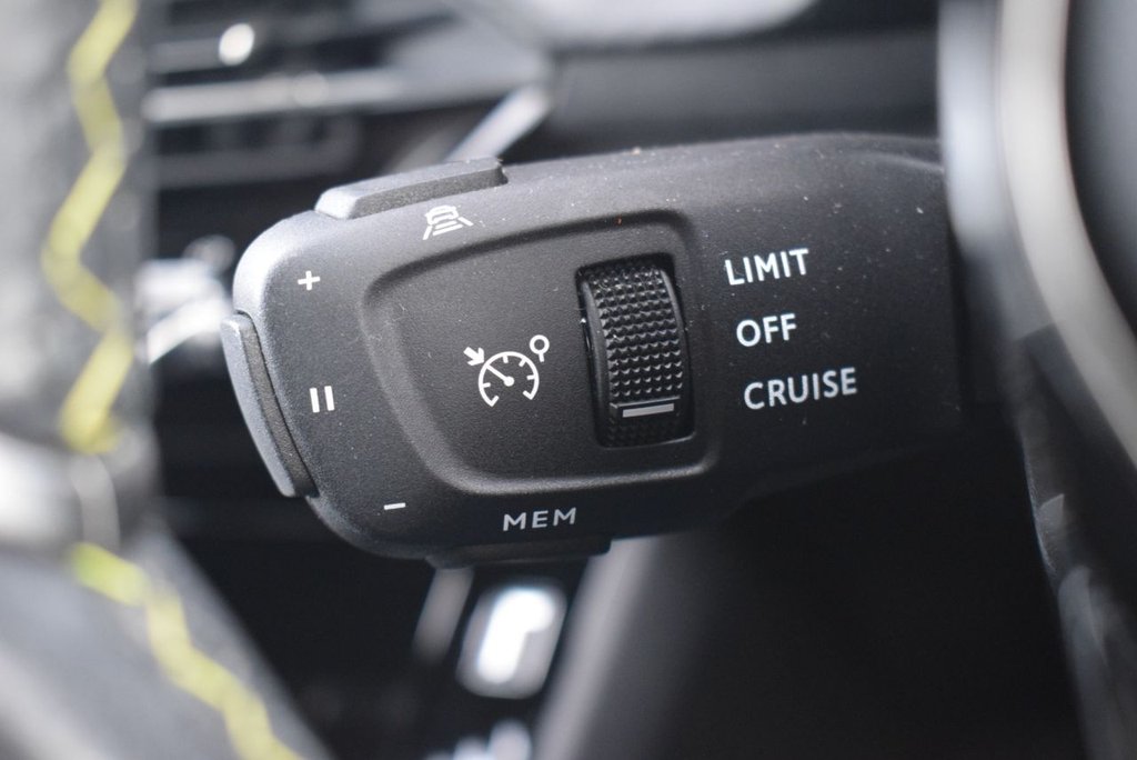 Used Peugeot 2008 2022 for sale - 77952310: Photo 28