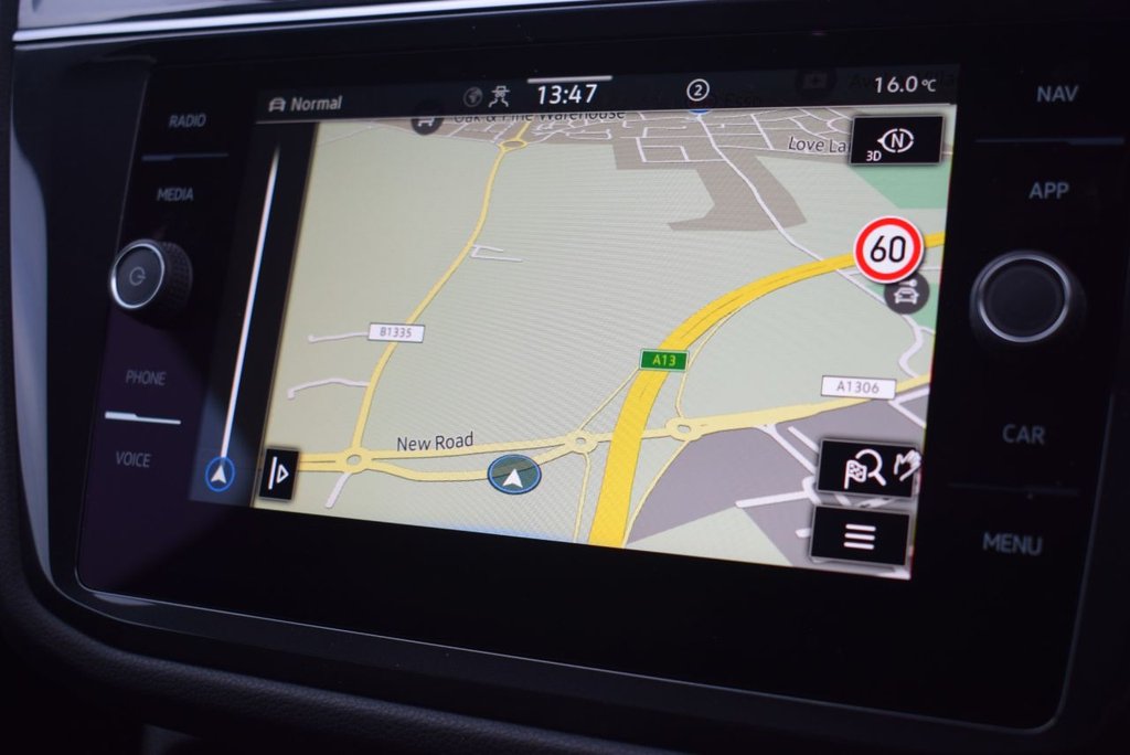 Used Volkswagen Tiguan Allspace 2024 for sale - 76496904: Photo 2