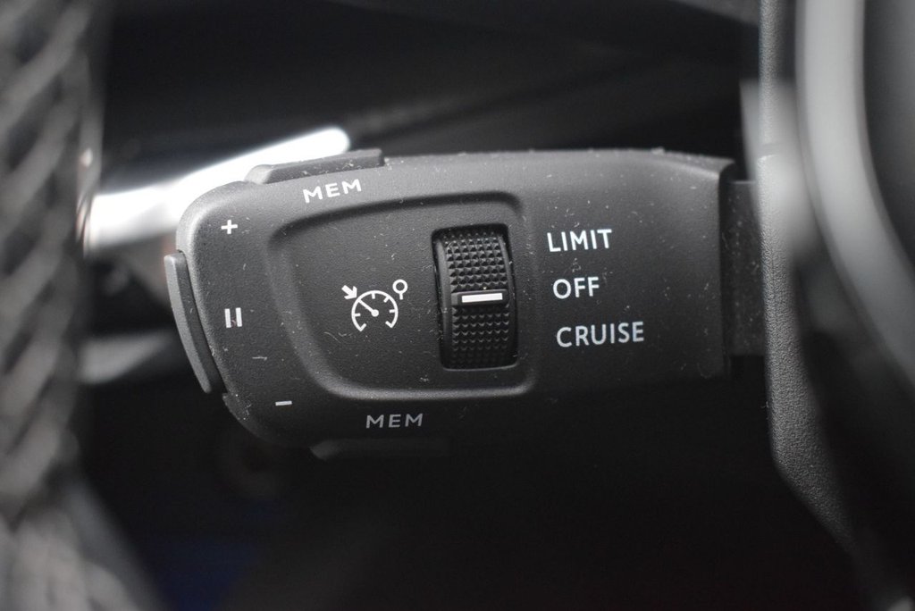 Used Peugeot 3008 2022 for sale - 77250325: Photo 26