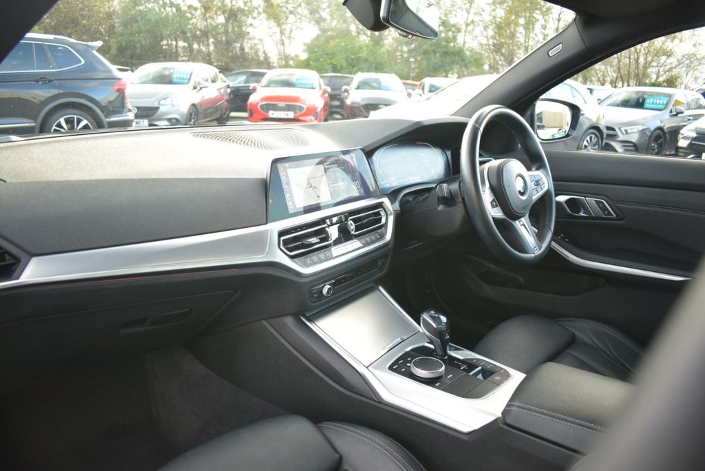 Used BMW 3 Series 2020 for sale - 76655469: Photo 18