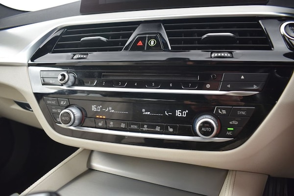 Used BMW 5 Series 2020 for sale - 75653926: Photo 30