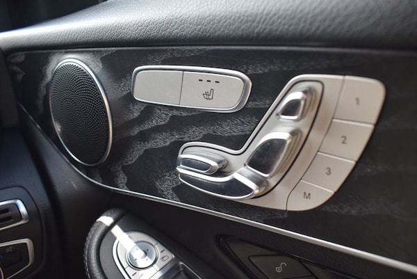 Used Mercedes-Benz GLC 2018 for sale - 75306651: Photo 25