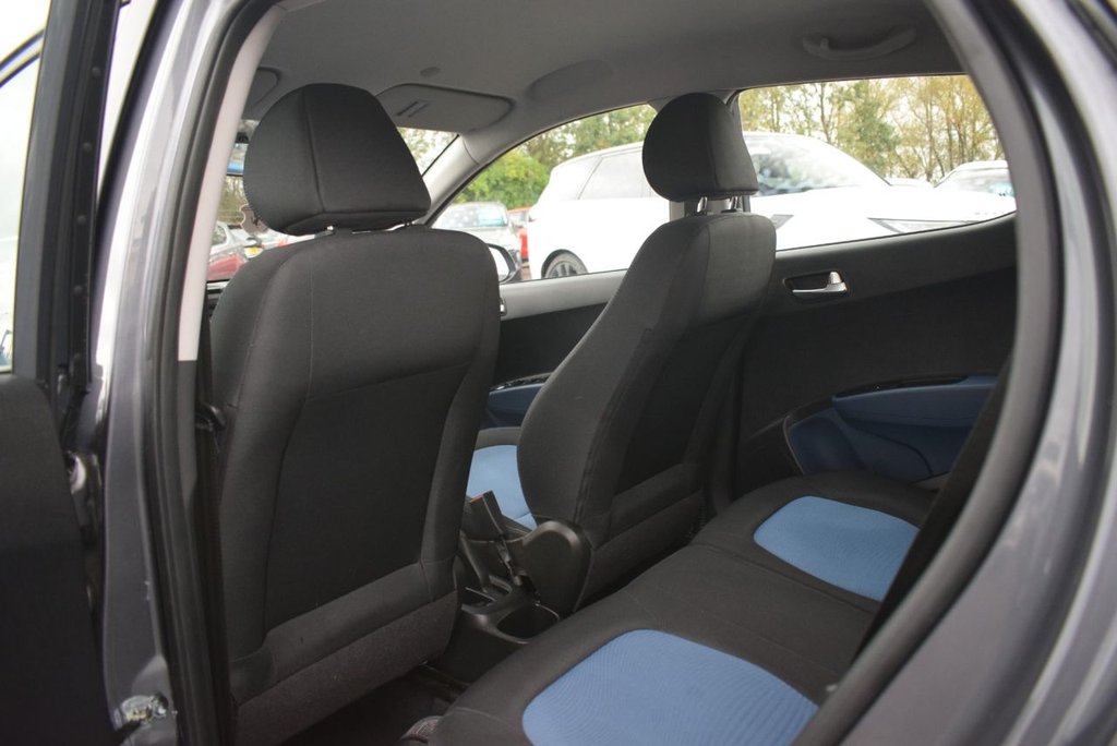 Used Hyundai i10 2014 for sale - 76546827: Photo 24