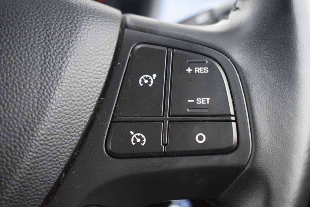 Used Hyundai i10 2014 for sale - 76546827: Photo 31