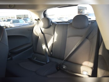 Used MINI Hatch 2018 for sale - 77451818: Photo