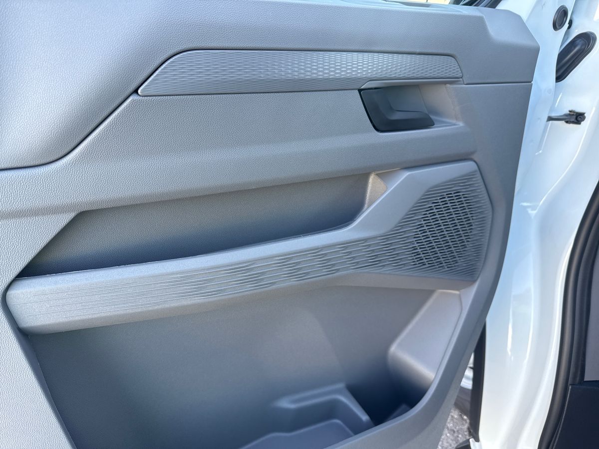 Used Volkswagen e-Transporter 2025 for sale - 76268071: Photo 24