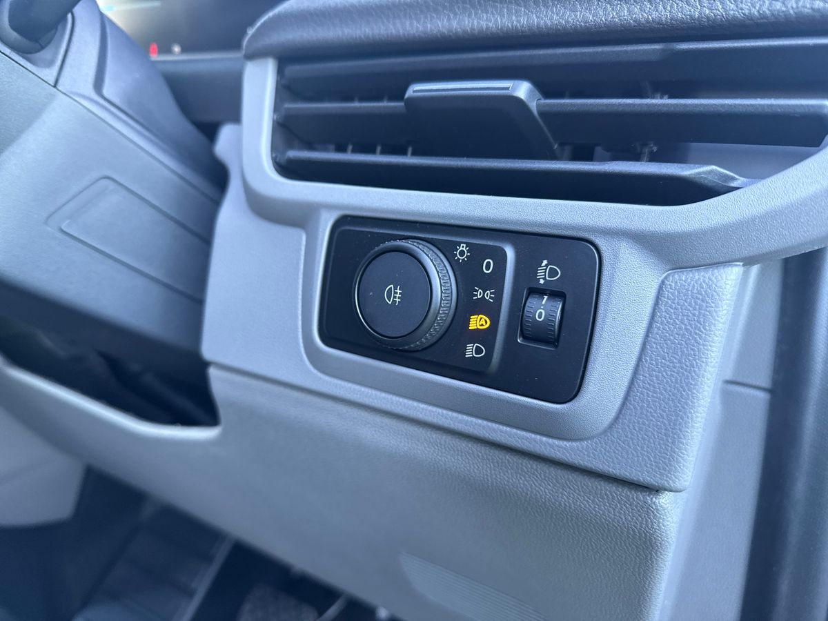 Used Volkswagen e-Transporter 2025 for sale - 76268071: Photo 28