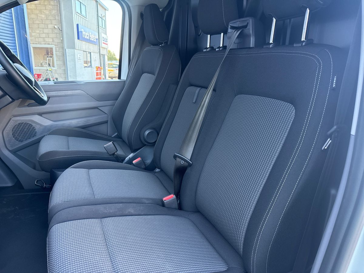 Used Volkswagen e-Transporter 2025 for sale - 76268071: Photo 9