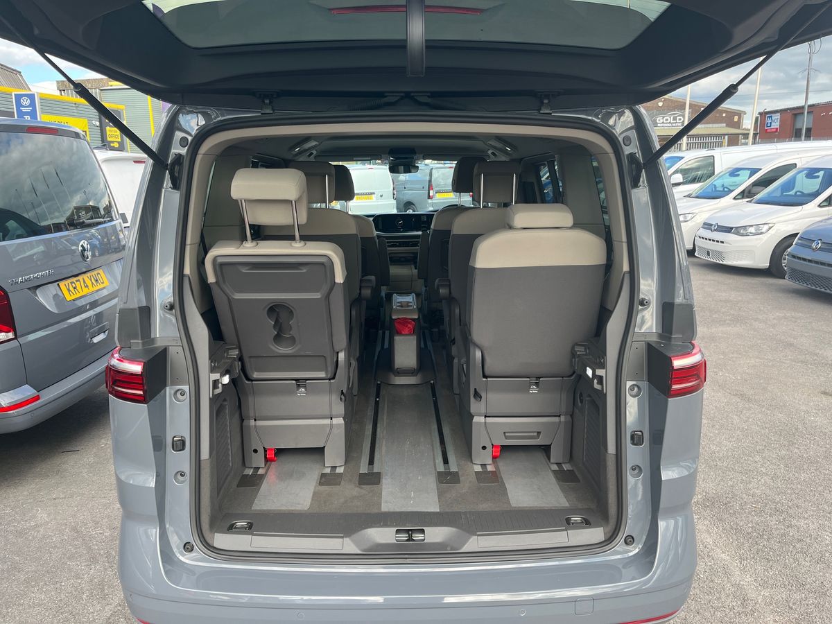 Used Volkswagen Multivan 2025 for sale - 75902932: Photo 18