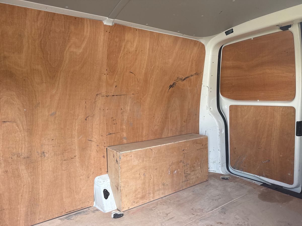 Used Volkswagen Transporter 2024 for sale - 76133532: Photo 11