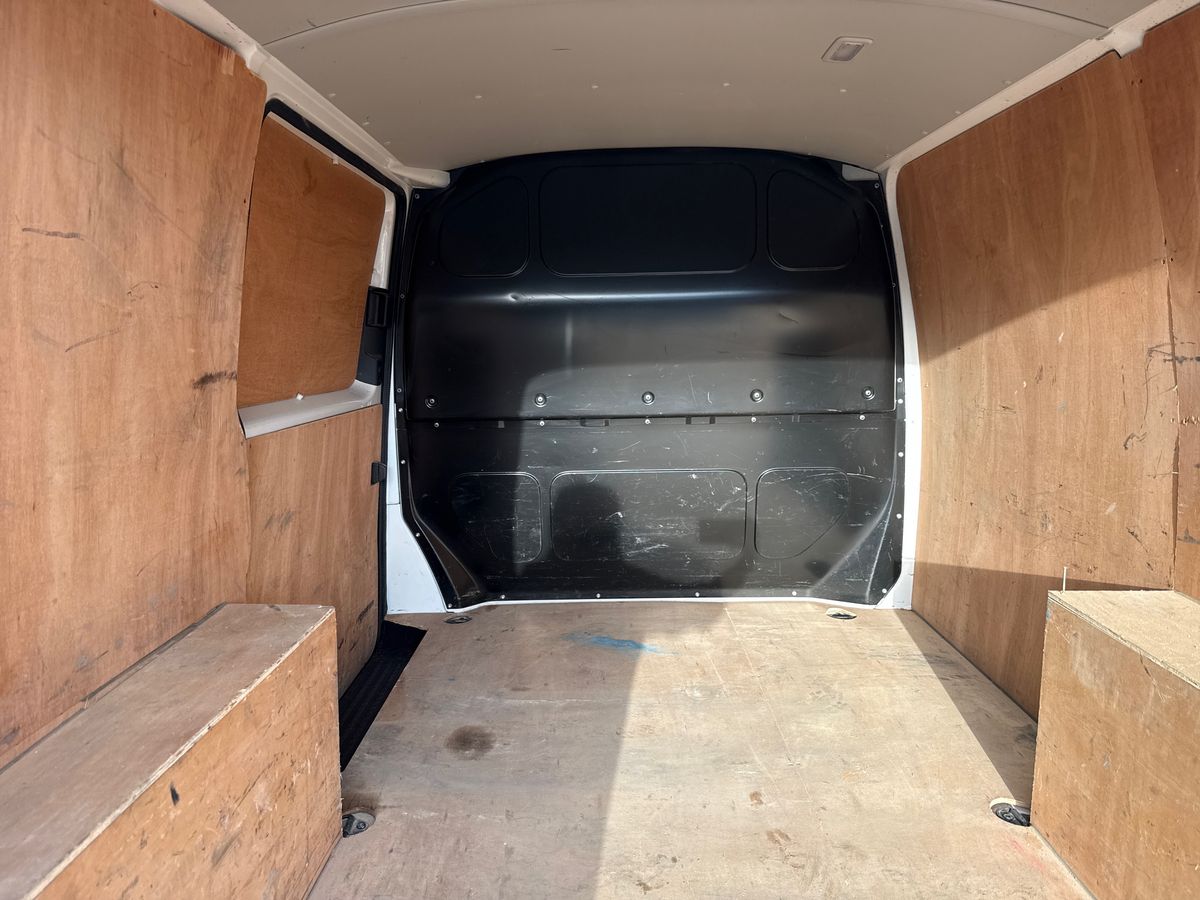 Used Volkswagen Transporter 2024 for sale - 76133532: Photo 12