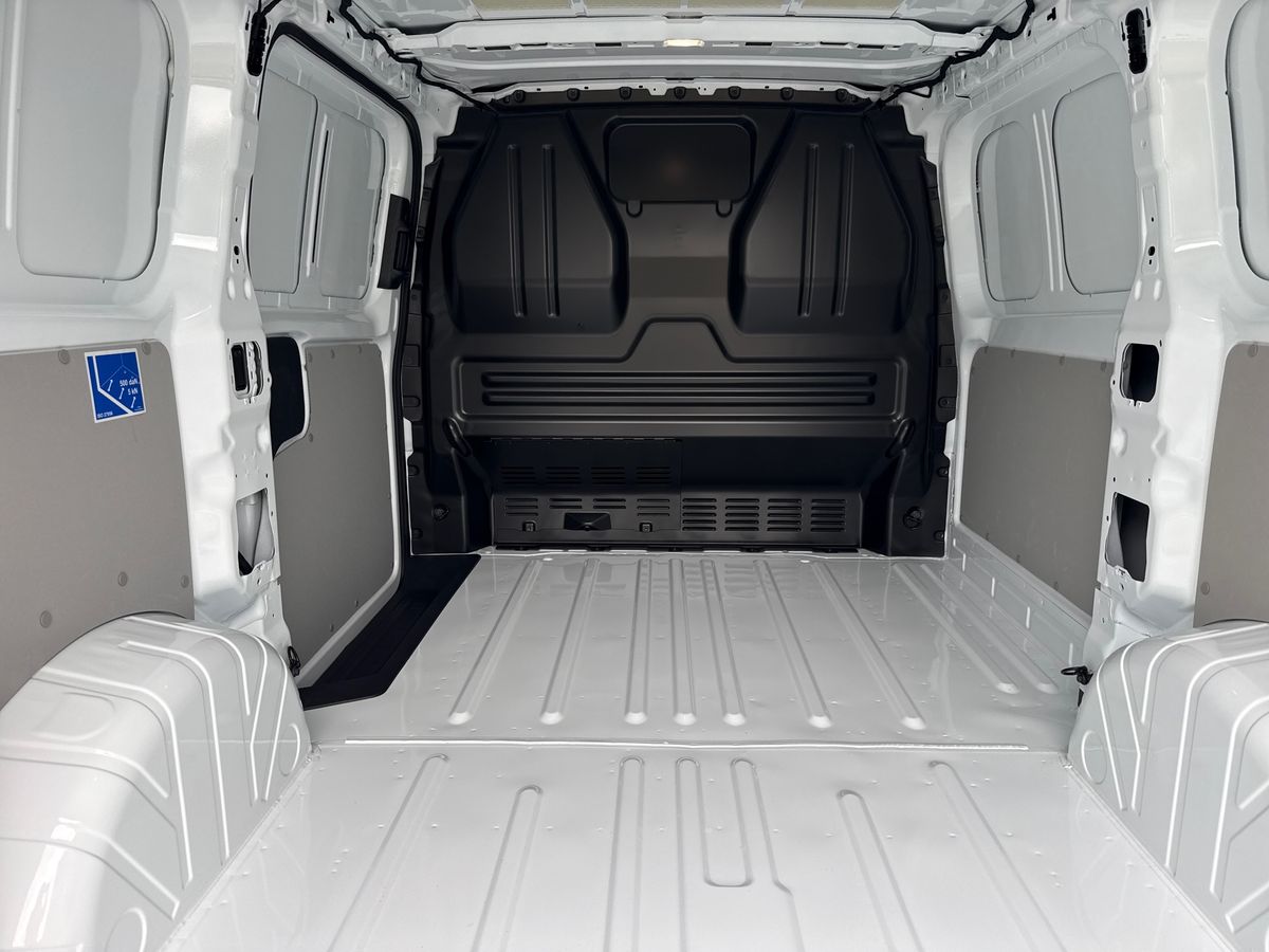 Used Volkswagen Transporter for sale - 76133479: Photo 11
