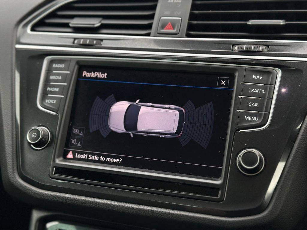 Used Volkswagen Tiguan 2017 for sale - 76203520: Photo 11