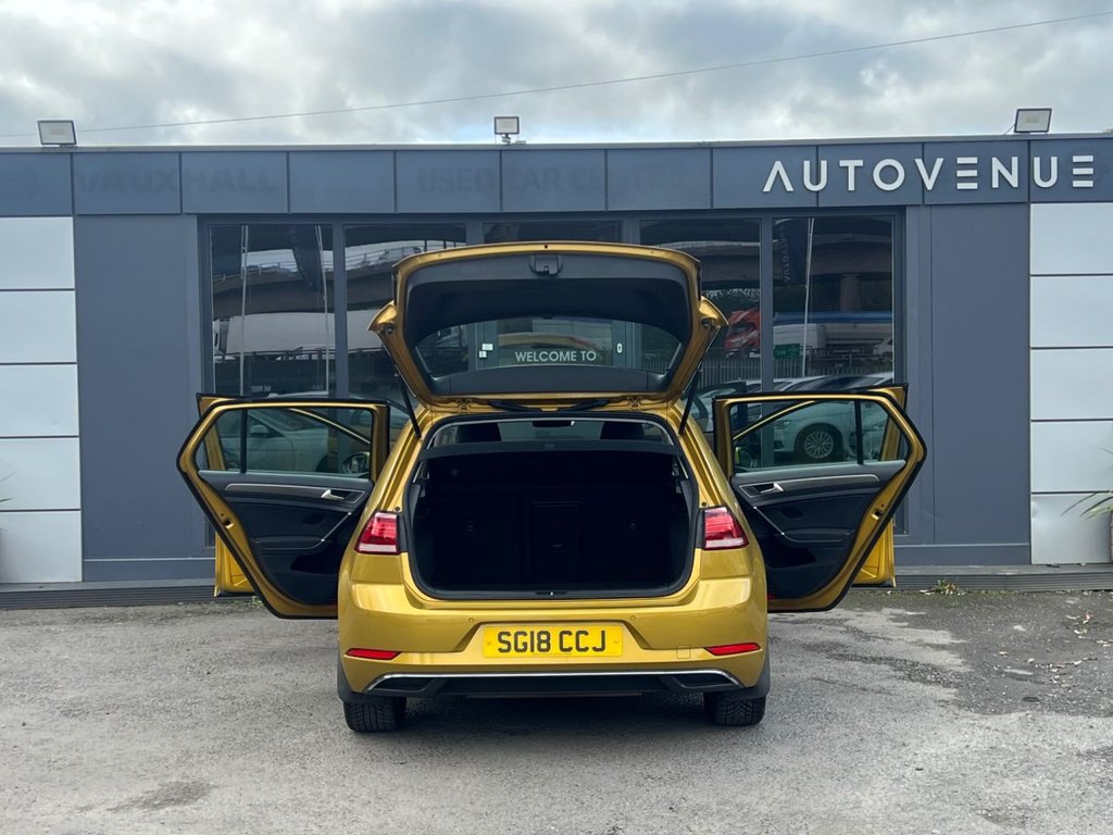 Used Volkswagen Golf 2018 for sale - 75875898: Photo 23